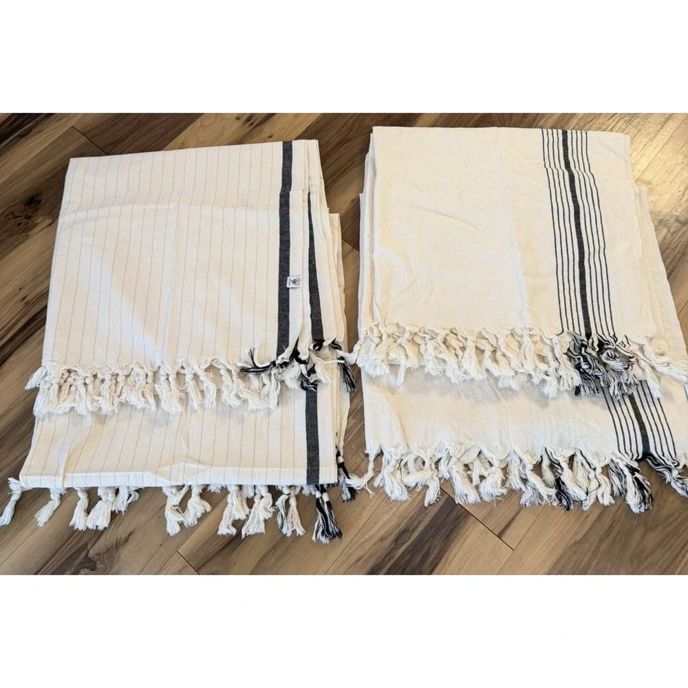 The Loomia Turkish Beach Towels Blanket Set of 4 Cotton Fringe Black Cream